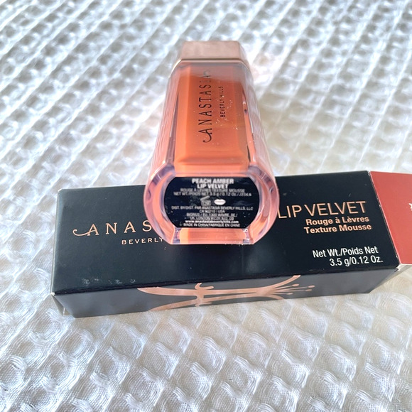 Brand New Anastasia Beverly Hills Lip Velvet Peach Amber - Picture 2 of 3